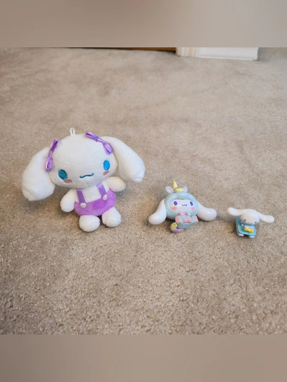 Sanrio Characters Oshikatsu Cinnamoroll Mascot Keychain Purple JP LTD Original
